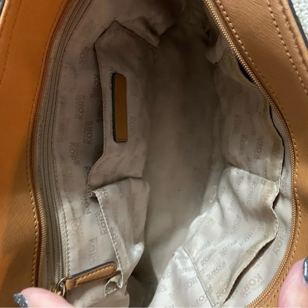 Michael Kors‎ East West Brown Shoulder Tote